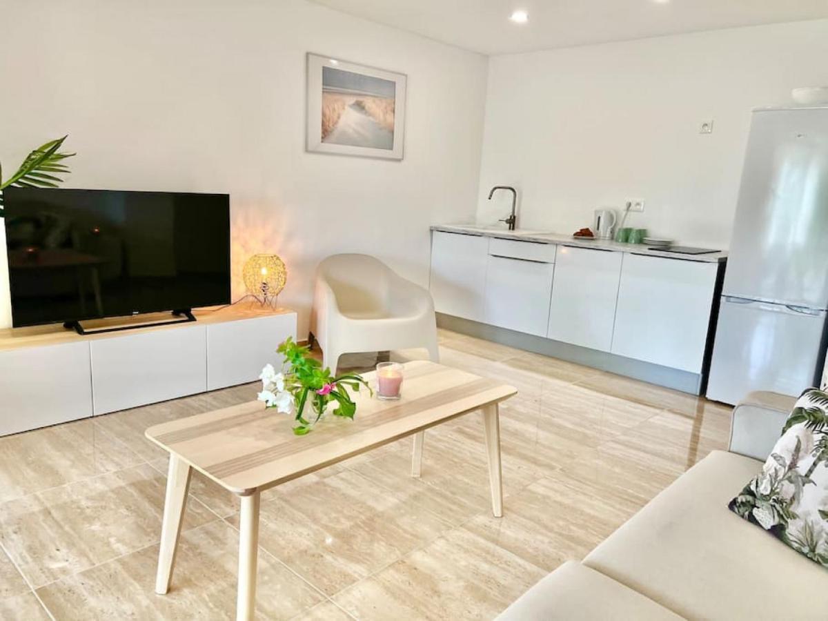 Maracuja 7, Orient Bay Village, Walkable Beach At 100M Bagian luar foto